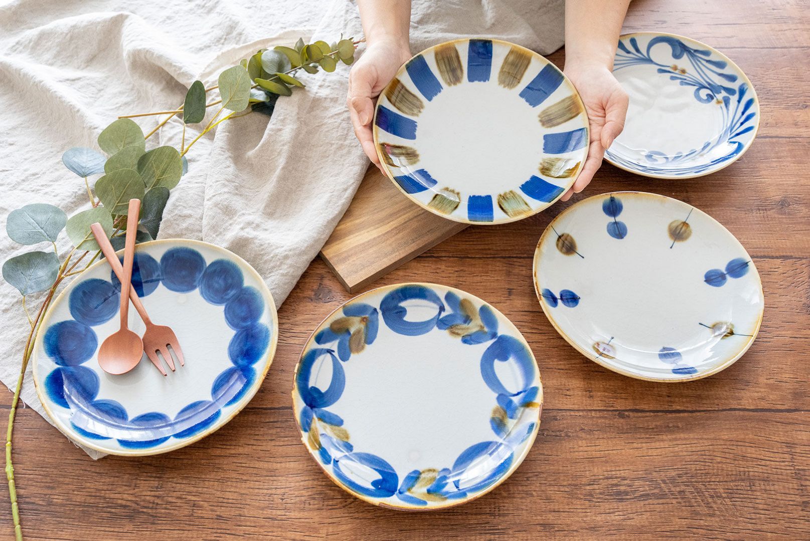 藍ブルー 和皿 プレート 7寸皿 21cm 5枚セット – 藍染窯公式オンラインショップ