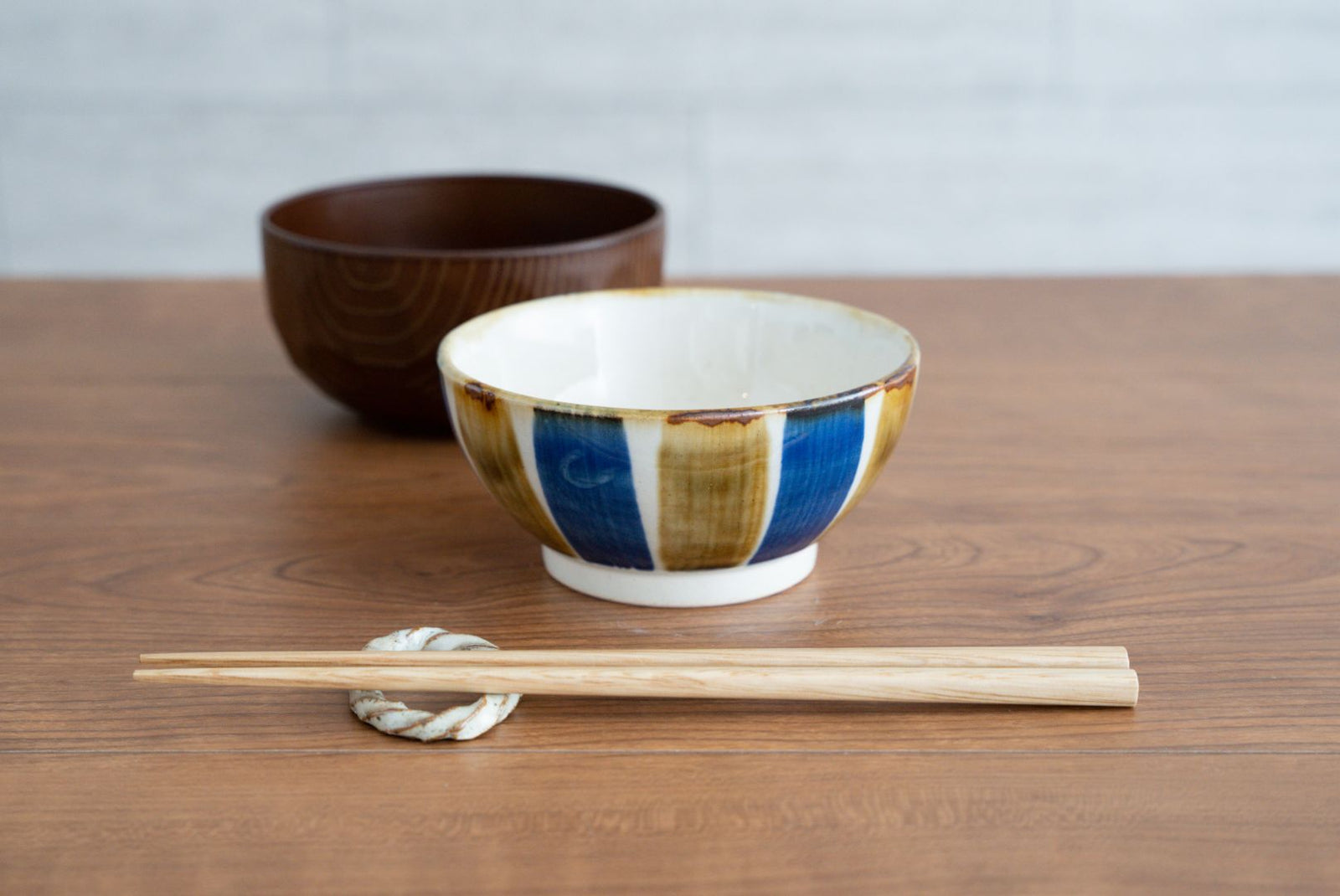 江戸晩期　藍九谷　鉢　菓子器　美泉作　送料込み250710 江戸晩期 藍九谷 鉢 菓子器 美泉作 送料込み250710 工芸品